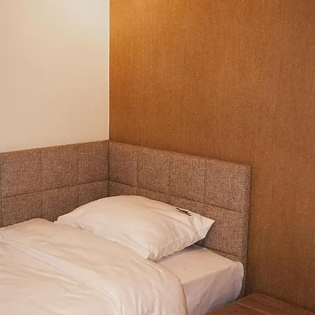 Vandrarhem Redwood By Easy Rent *