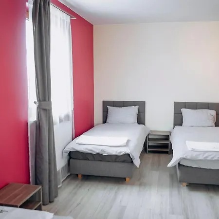 Redwood By Easy Rent Hostel *