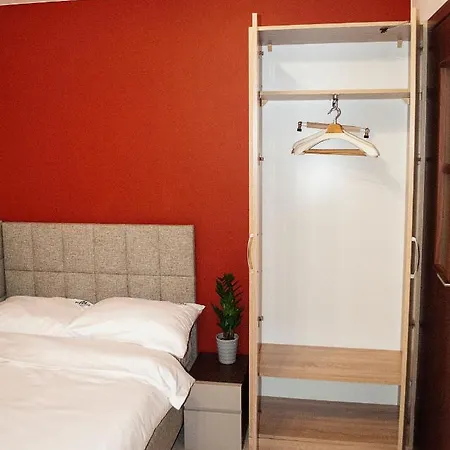 Vandrarhem Redwood By Easy Rent Lublin