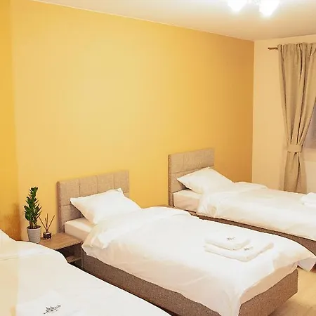 Redwood By Easy Rent Vandrarhem Lublin