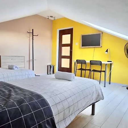 Redwood By Easy Rent Albergue *