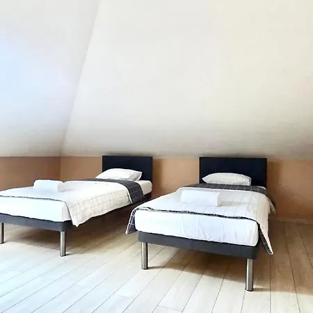 Redwood By Easy Rent