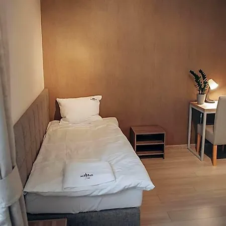 Redwood By Easy Rent Hostel *