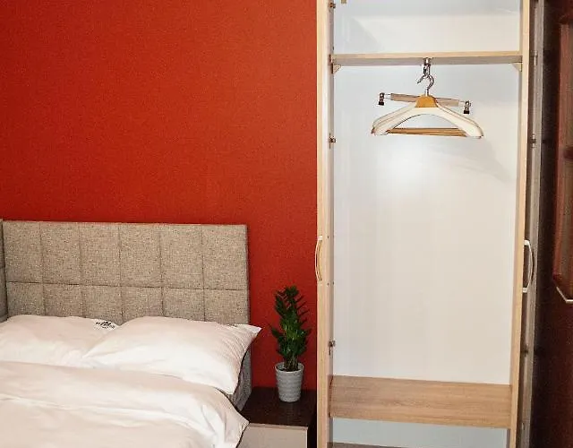 Hostel Redwood By Easy Rent Lublin