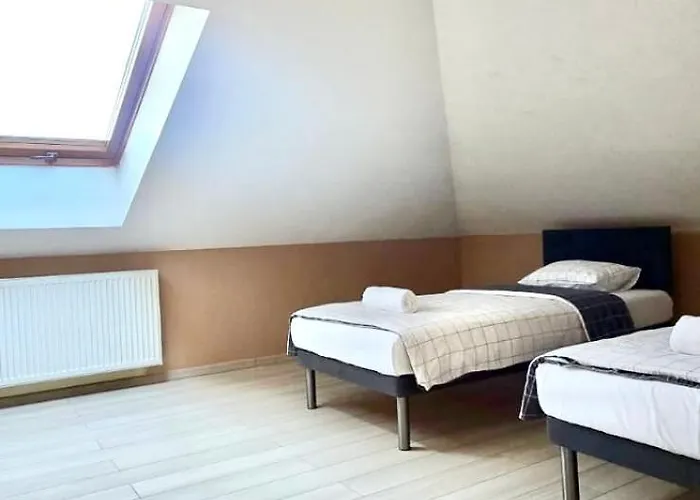 Redwood By Easy Rent Hostel *