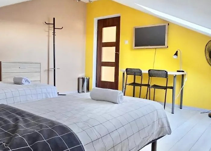 Redwood By Easy Rent Hostel *